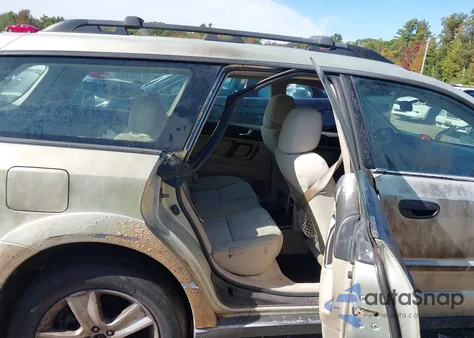 2006 Subaru Outback 2.5I z USA, uszkodzony, nr VIN 4S4BP61C467341817